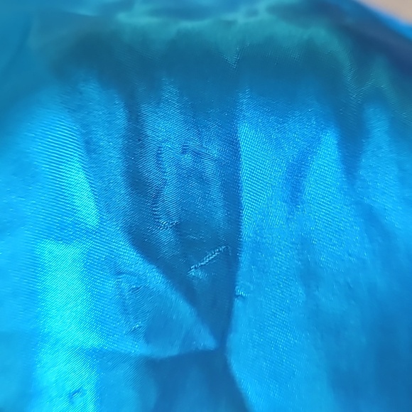 Gilligan and O'Malley Blue Silky Nightgown Large - Picture 9 of 9